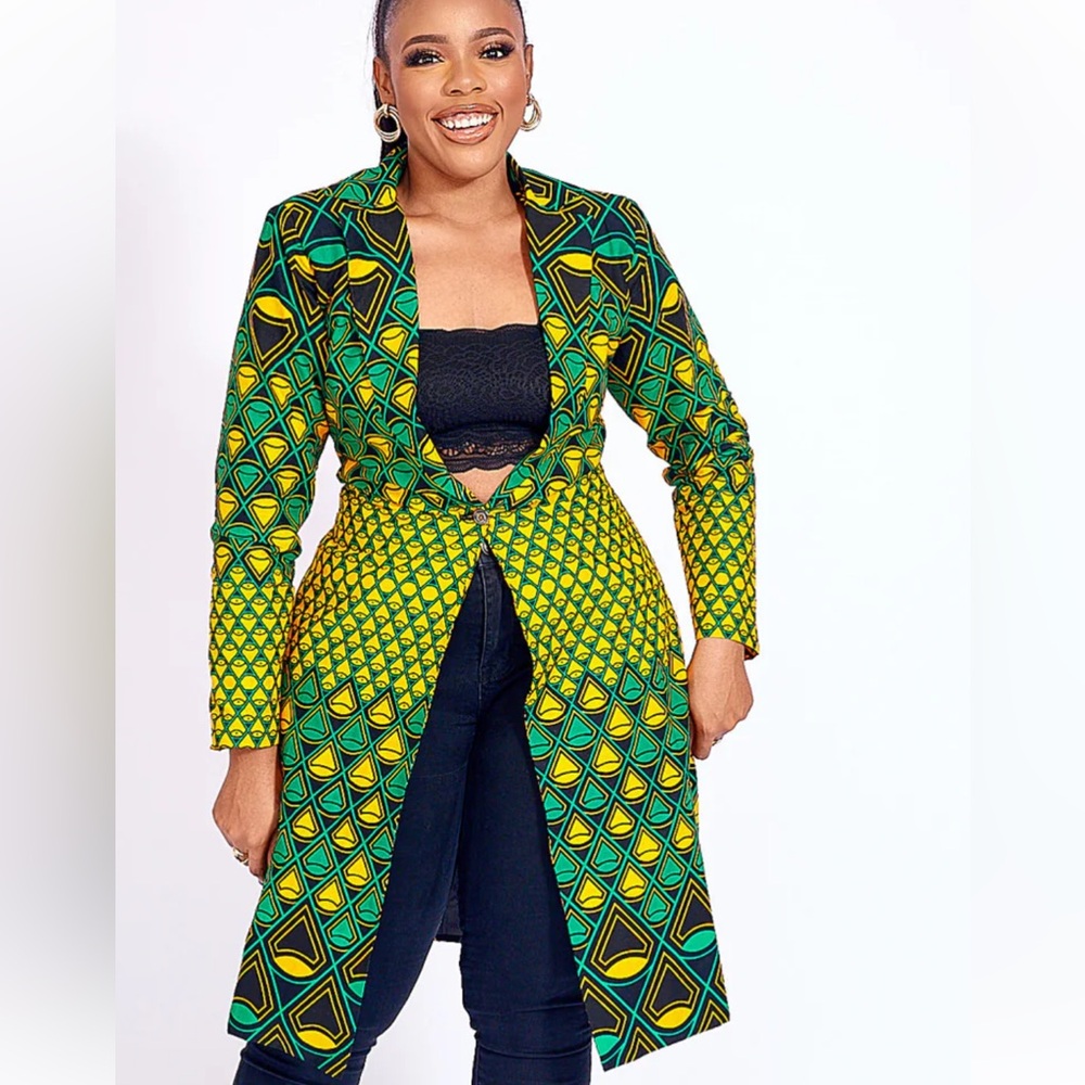 EUC Tribal Black and Green Patterned Jacket